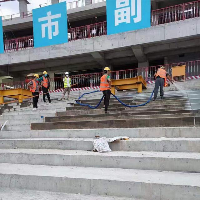 聚氨酯噴涂設備